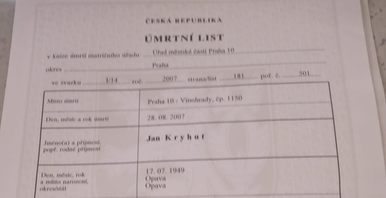 Výřez zápisu: Úmrtní list Jana Kryhuta (* 1949)